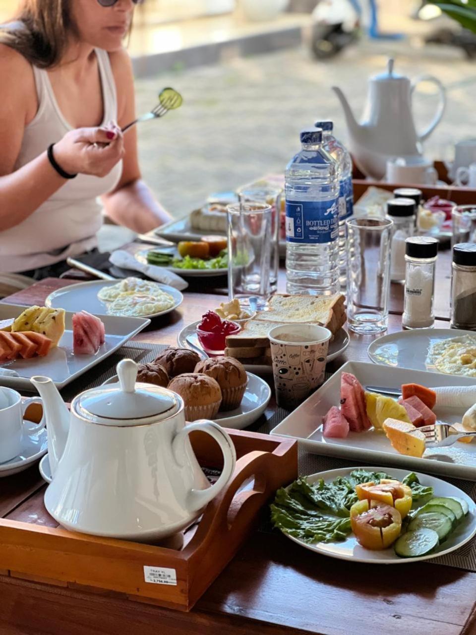 Crown Breeze Hotel Ahangama Ngoại thất bức ảnh